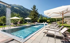 Hotel Marten  4*